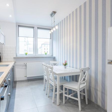 Apartamenty Na Szewskiej Przy Rynku I Jarmarku Bozonarodzeniowym Wroclaw Exterior photo